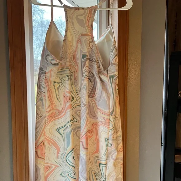 Old navy Powersoft Marble Swirl Print Athletic Tennis Dress - Picture 2 of 3